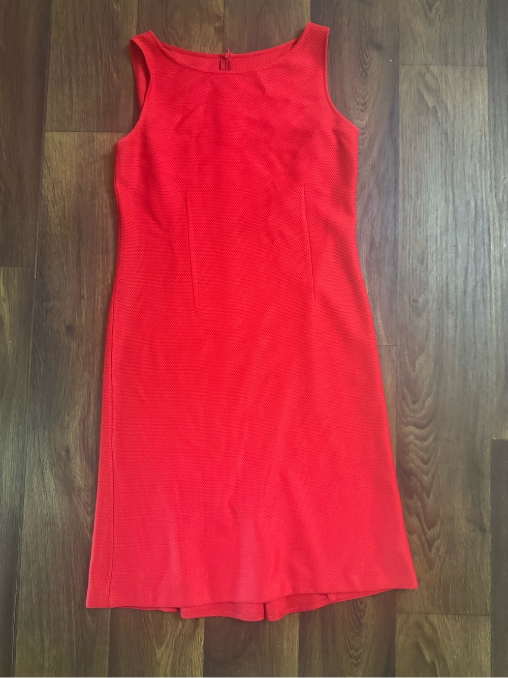 St. John Bold Red Sleeveless Sheath Dress